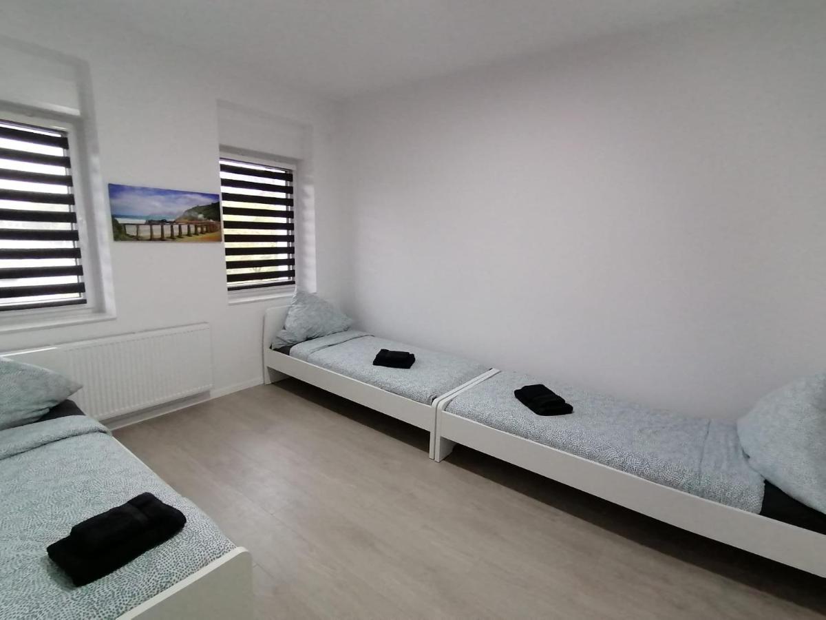 Estrella24 Living Rooms Tokio Herne Exterior photo